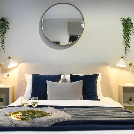 Διαμέρισμα Urban Adventure For Two