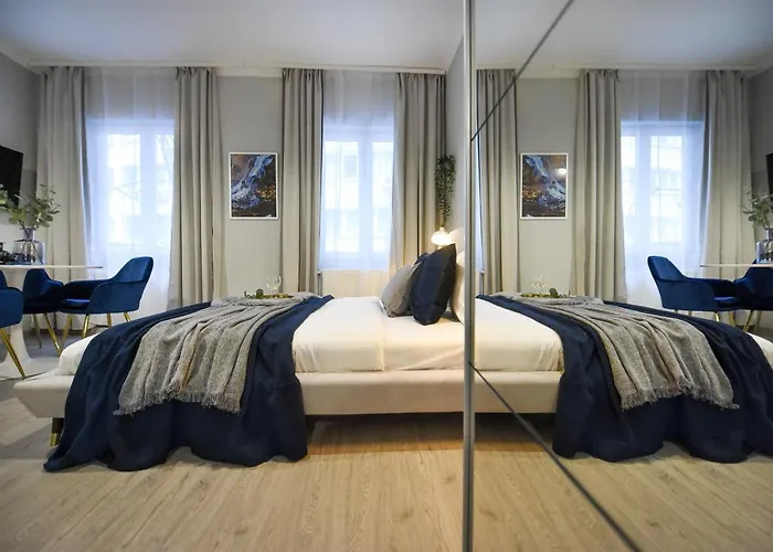 Urban Adventure For Two * Bukareszt