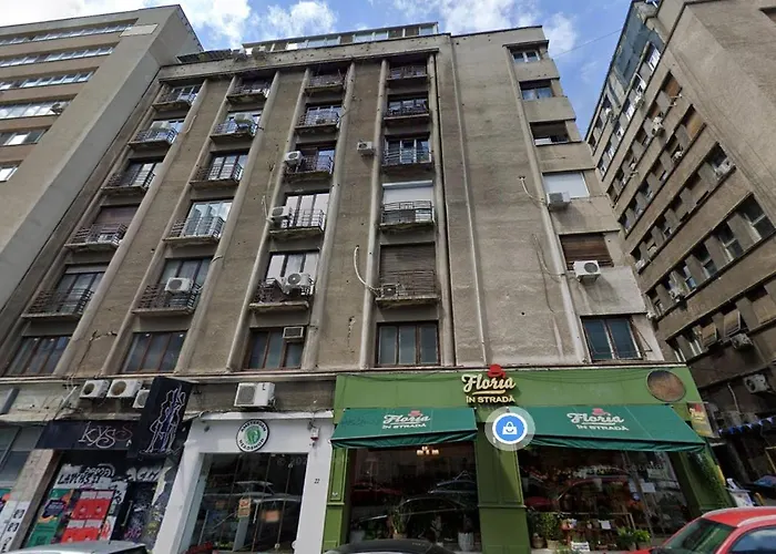 Urban Adventure For Two Apartament